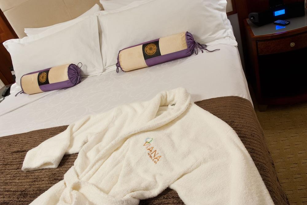 Viana Hotel And Spa, Trademark Collection By Wyndham Westbury Exterior foto